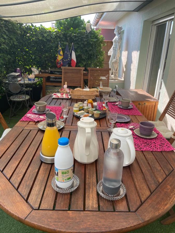 Le Bellini Bed & Breakfast Лион Екстериор снимка